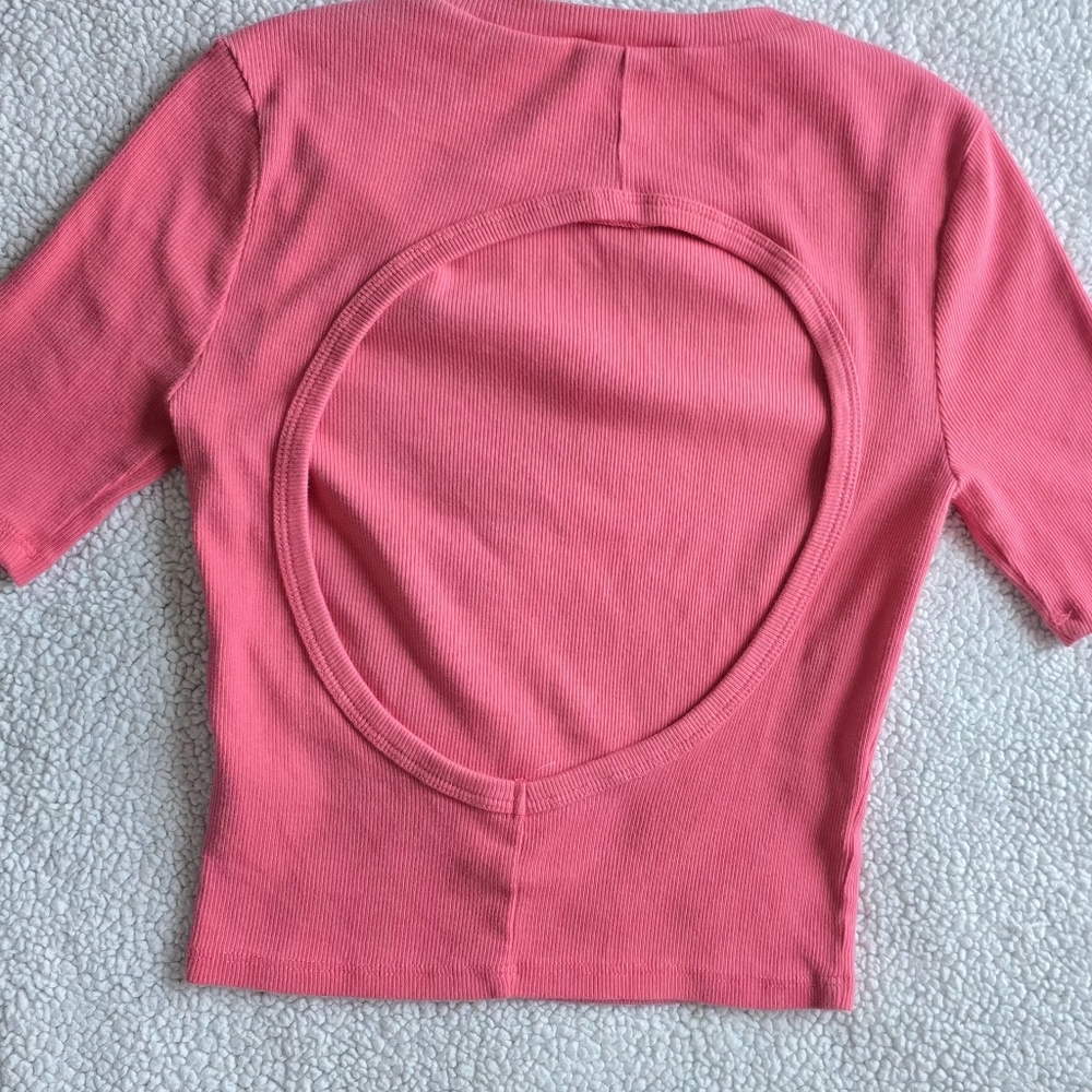 Reformation  Top - Picture 4 of 7